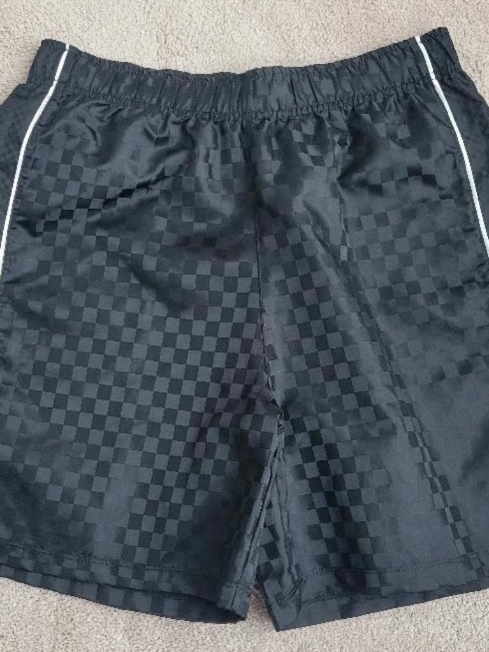 DSG BOYS WOVEN SOCCER SHORTS SIZE XL BLACK